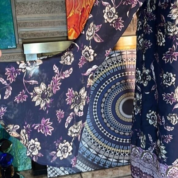 Speechless Navy & Purple Floral Tunic Bell Sleeve Criss-Cross Front Medium NWOT - Picture 4 of 11